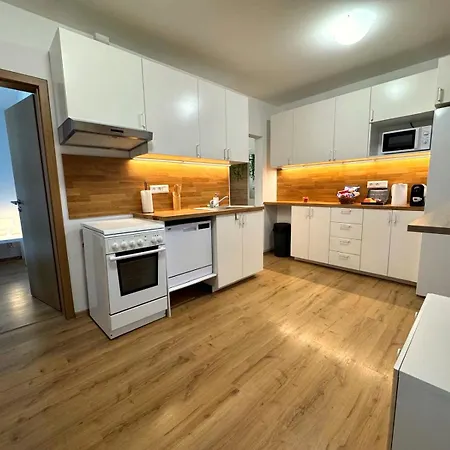 Apartament Harmony - 3 Near Tram Stop To Center *